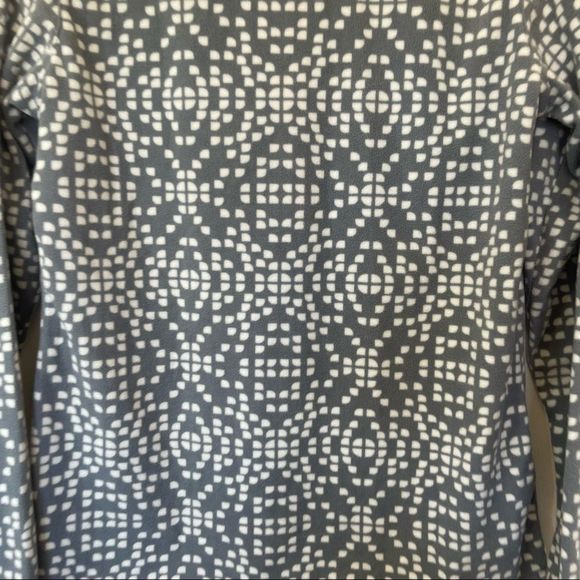 Columbia Gray & White with Pink Detail Ling Sleeve Fleece Three Quarter Zip Up - Picture 3 of 7